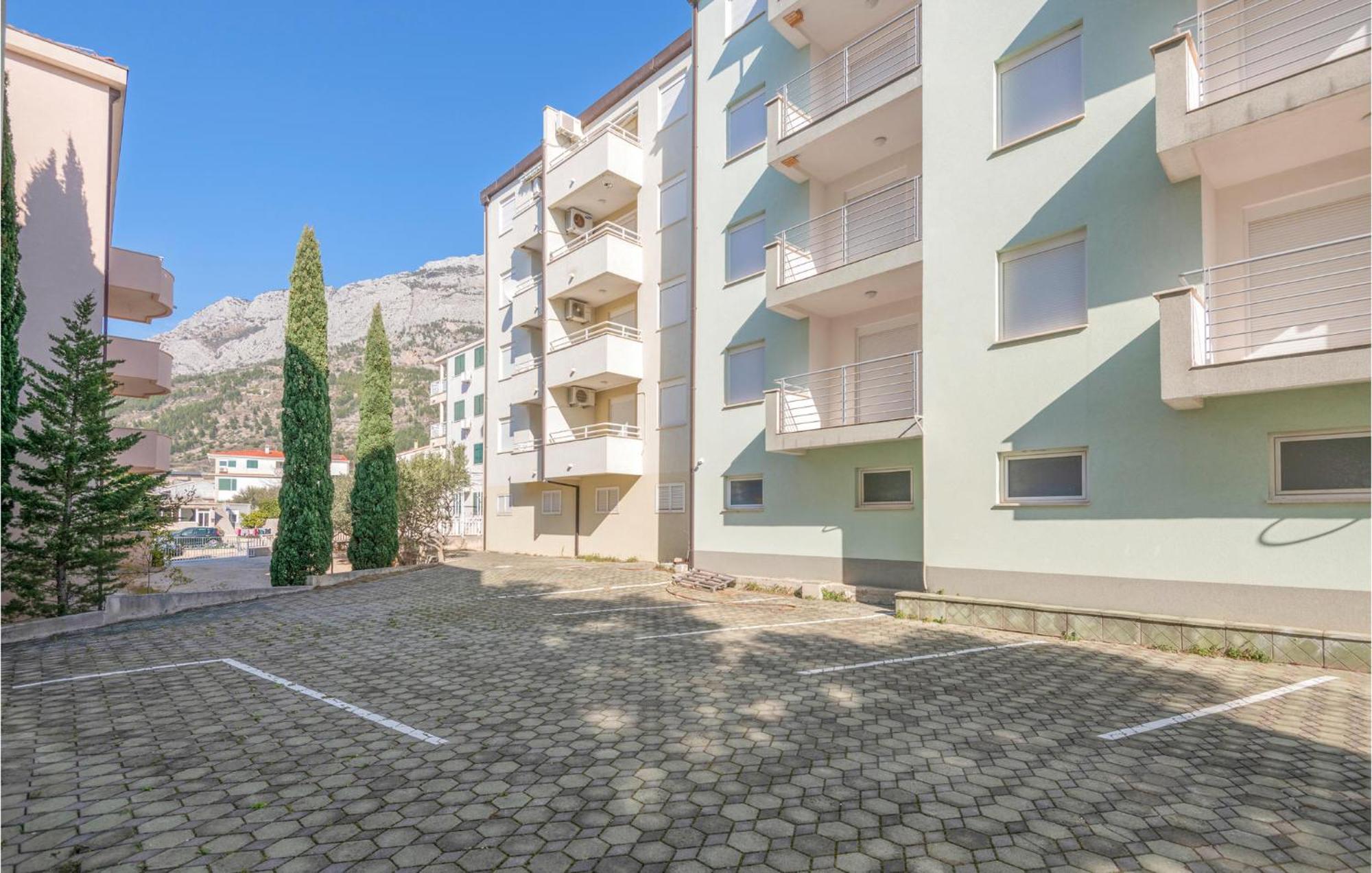 1 Bedroom Beautiful Apartment In Baška Voda Εξωτερικό φωτογραφία