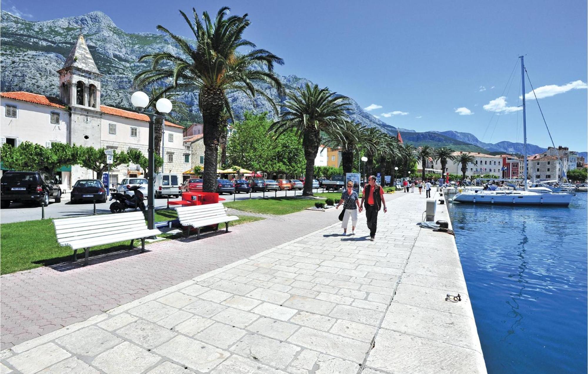 1 Bedroom Beautiful Apartment In Baška Voda Εξωτερικό φωτογραφία