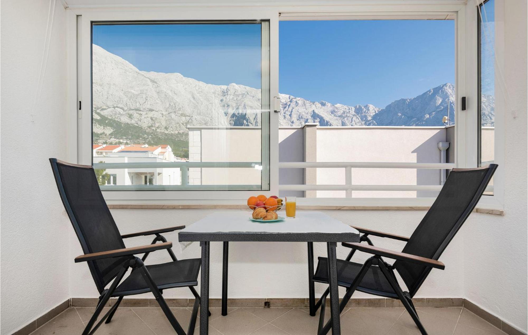 1 Bedroom Beautiful Apartment In Baška Voda Εξωτερικό φωτογραφία
